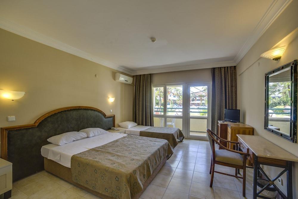 La Santa Maria Hotel Kusadasi Exterior photo