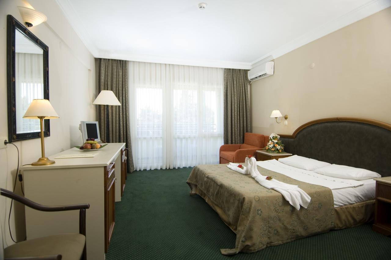 La Santa Maria Hotel Kusadasi Exterior photo